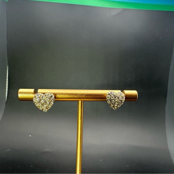 Gold Heart Pavé Earrings with Sparkling Stones - Picture 11 of 11